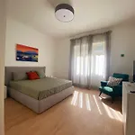 Vesuvia * Νάπολη