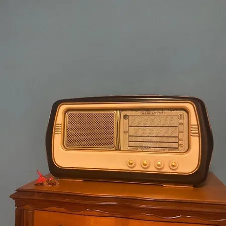 Vesuvia アパート *