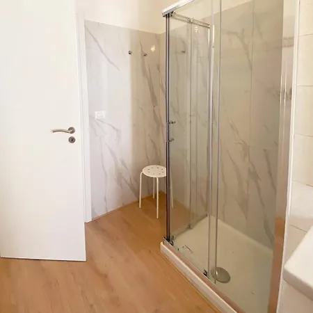 Διαμέρισμα Vesuvia *